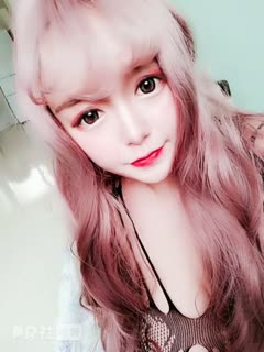 露脸巨乳娘@韵韵很甜 – 黑丝网袜 无修正原版[16P 3V