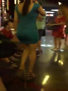 【独家爆料】最新“黄圣依”快手走光 经典“李小璐”街拍被探底