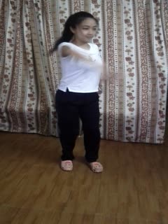 曾火爆整个网络的艺校舞蹈系美眉应聘系列高颜值肥臀美乳妙龄少女脱衣表演及形体展示完整版生活照11P 视频3V3